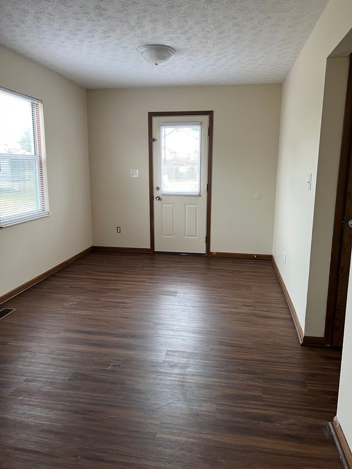 7190 Feather Ct #NA - Photo 4 of 8