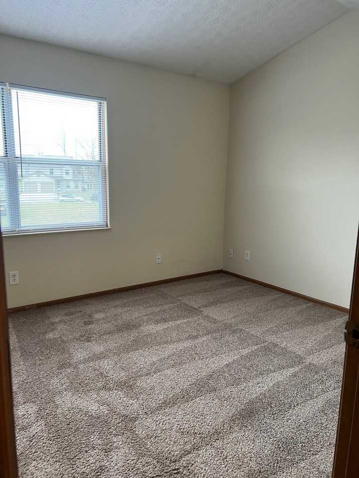 7190 Feather Ct #NA - Photo 7 of 8