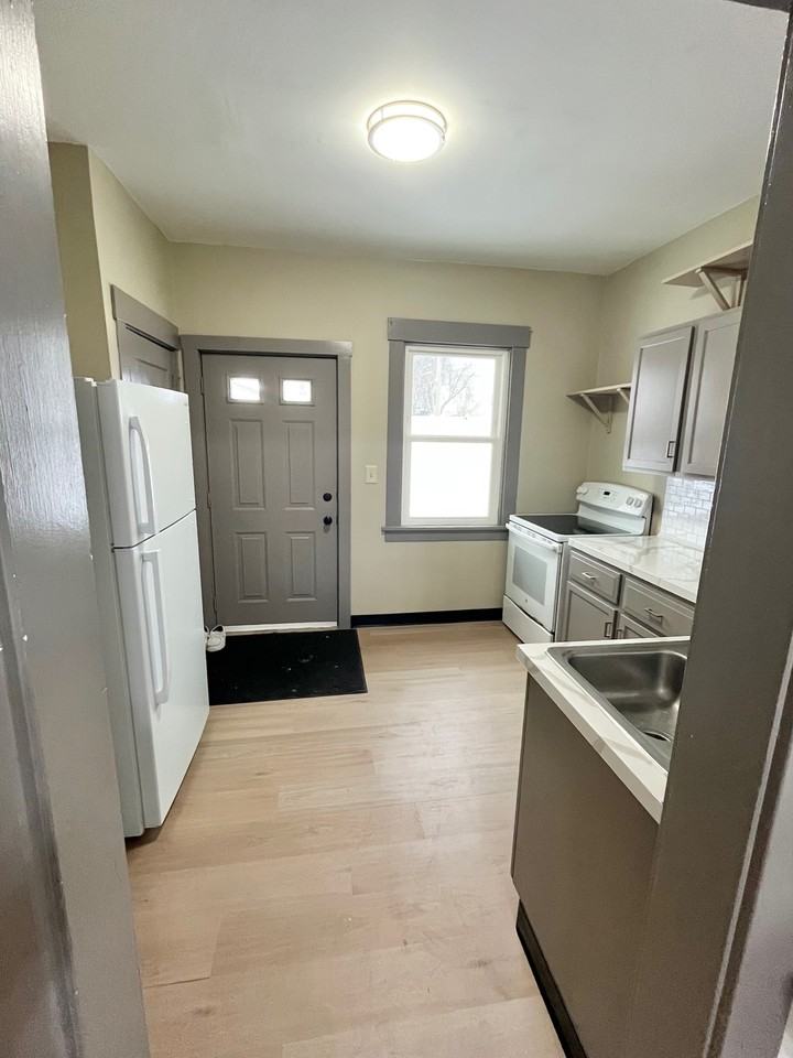 817 N 5th St #NA - Photo 6 of 15