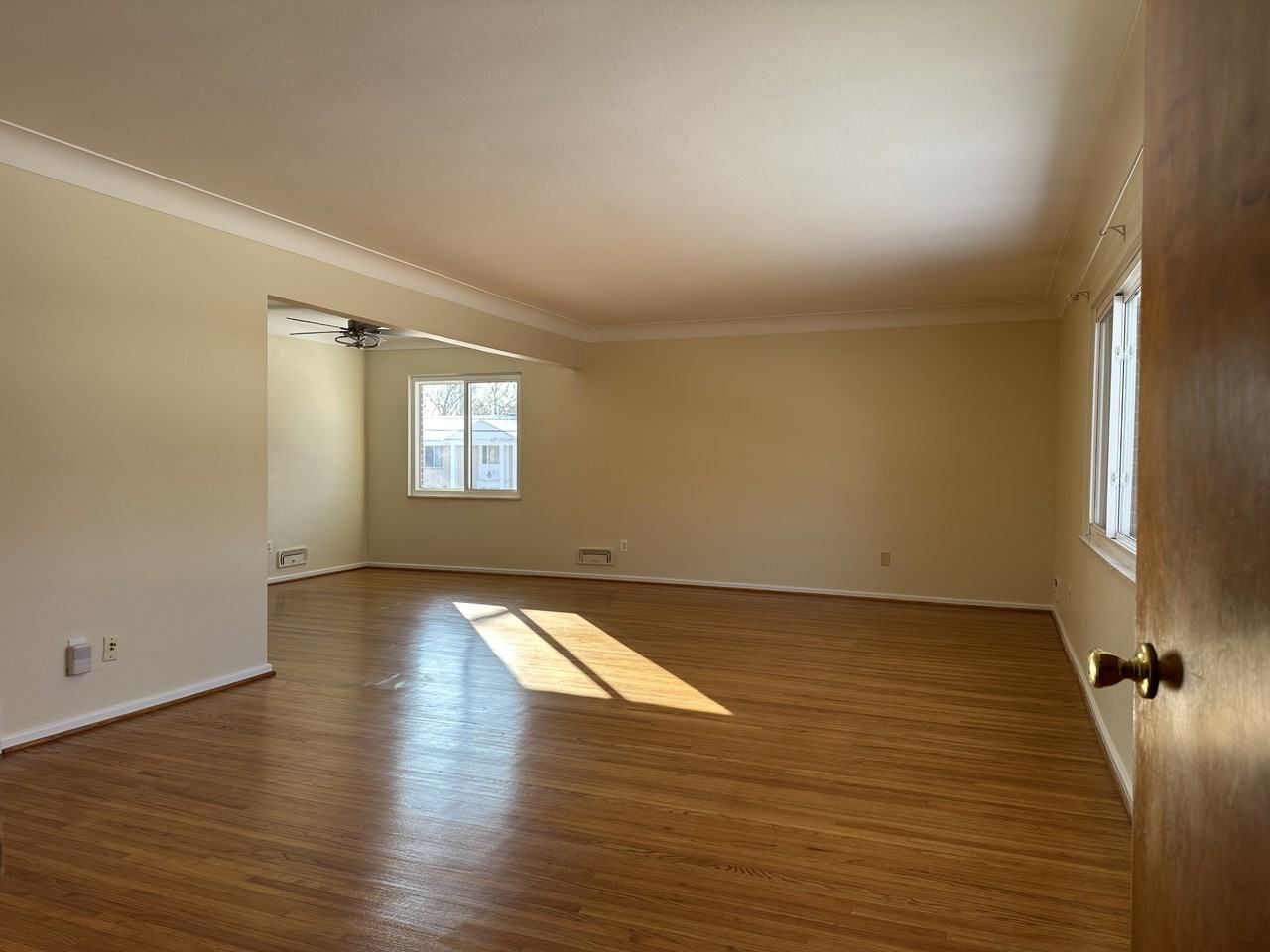 2128 Collinway St #4 - Photo 2 of 20