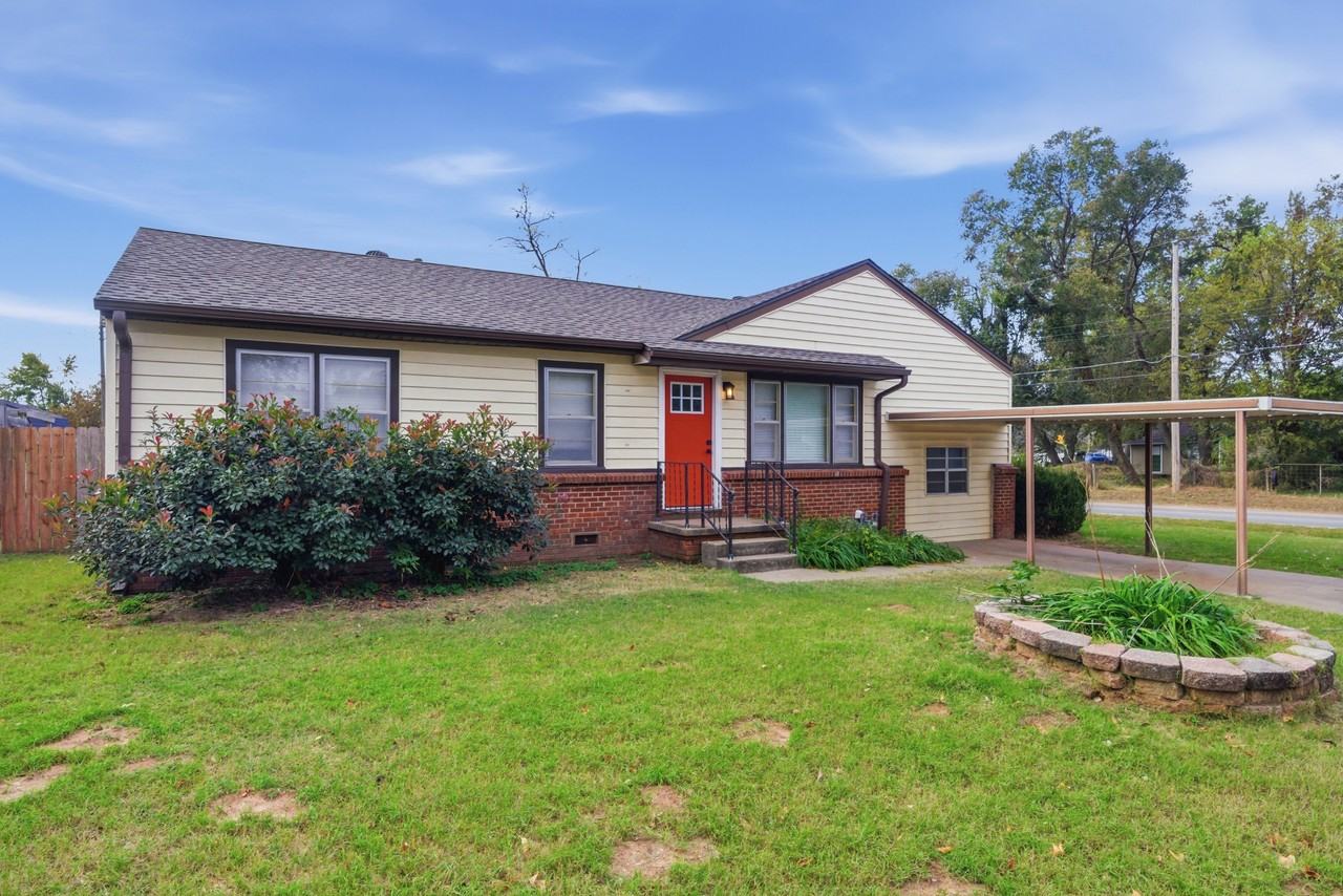 702 E Karma Ave #NA - Photo 2 of 16
