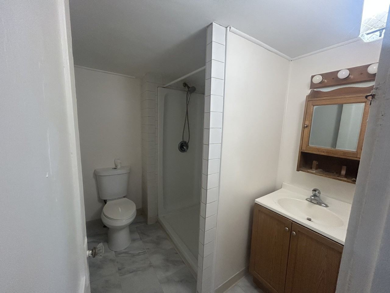 320 7th St #2 - Photo 5 of 7