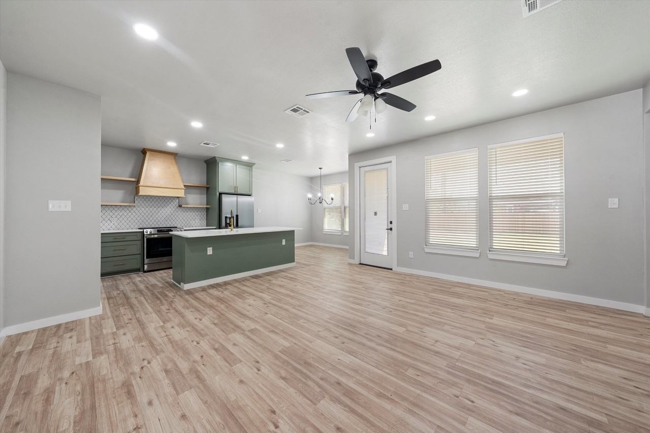 1603 Sam Houston Street #NA - Photo 2 of 15