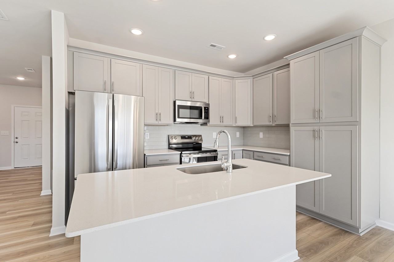 5142 Tommy Ln - Photo 7 of 21