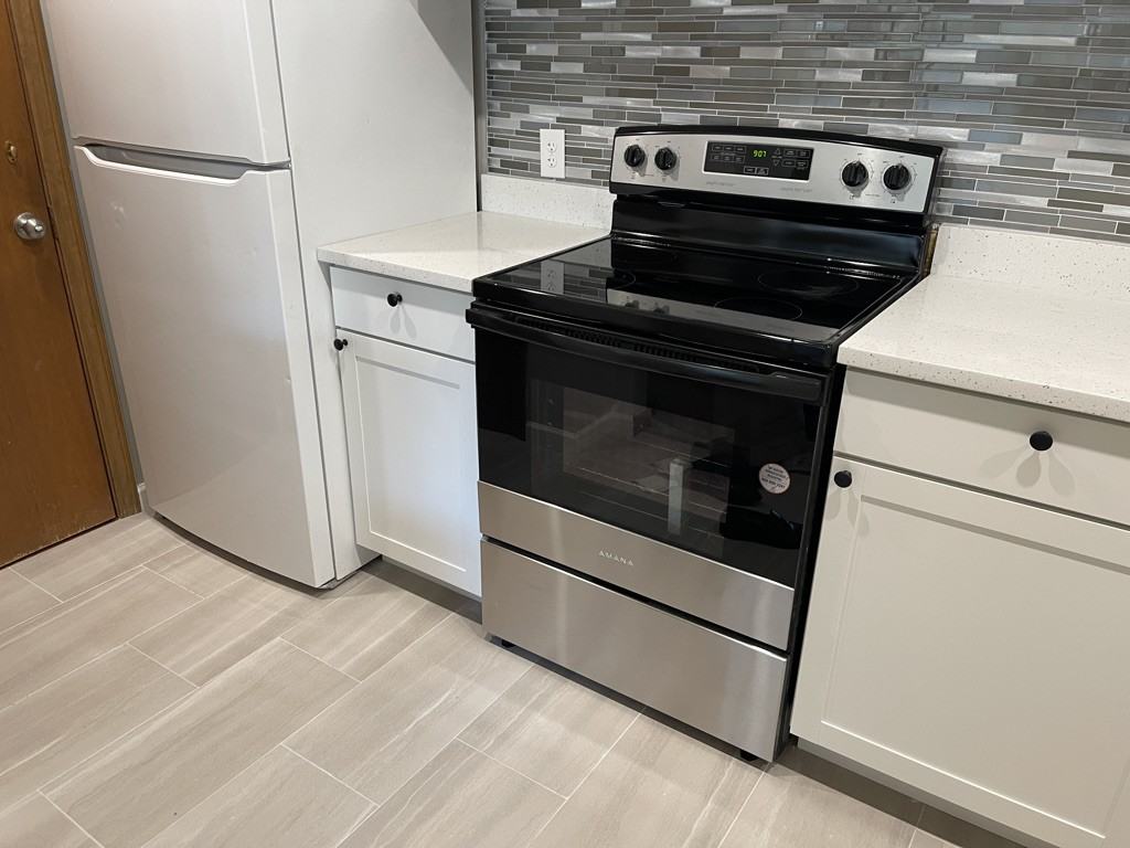 4 Hallmark Gdns #7 - Photo 2 of 9