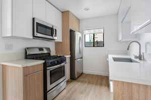 featured image of 1949 Park Grove Ave #5