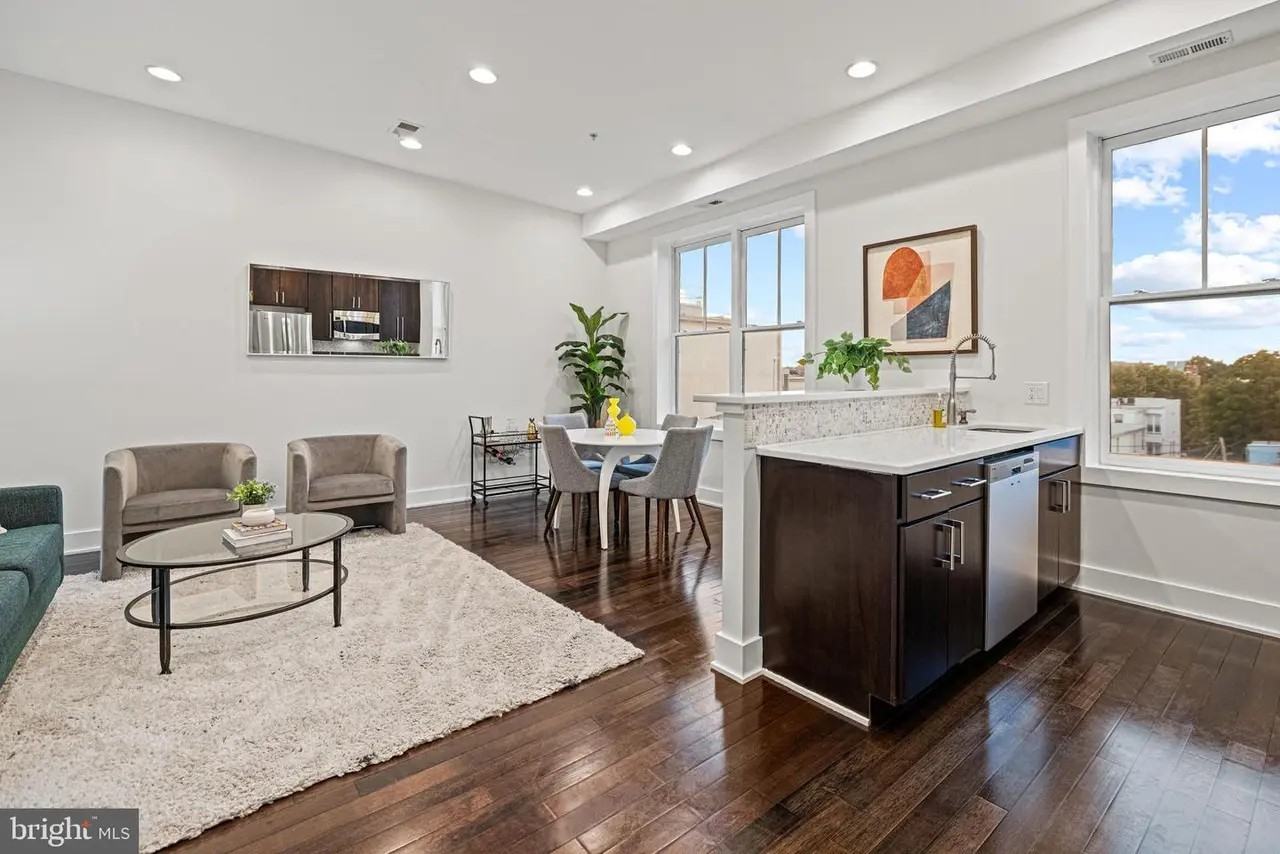 907 North Street Northwest #B2 - Photo 2 of 25