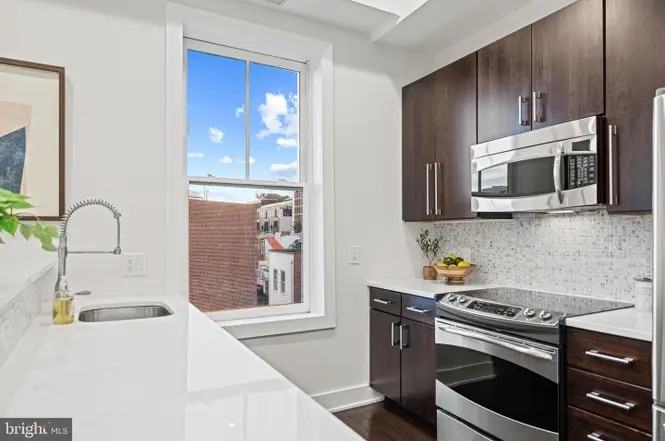 907 North Street Northwest #B2 - Photo 7 of 25