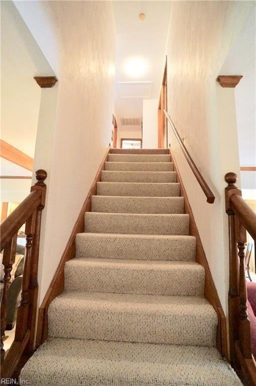 937 Thompson Way #NA - Photo 3 of 22