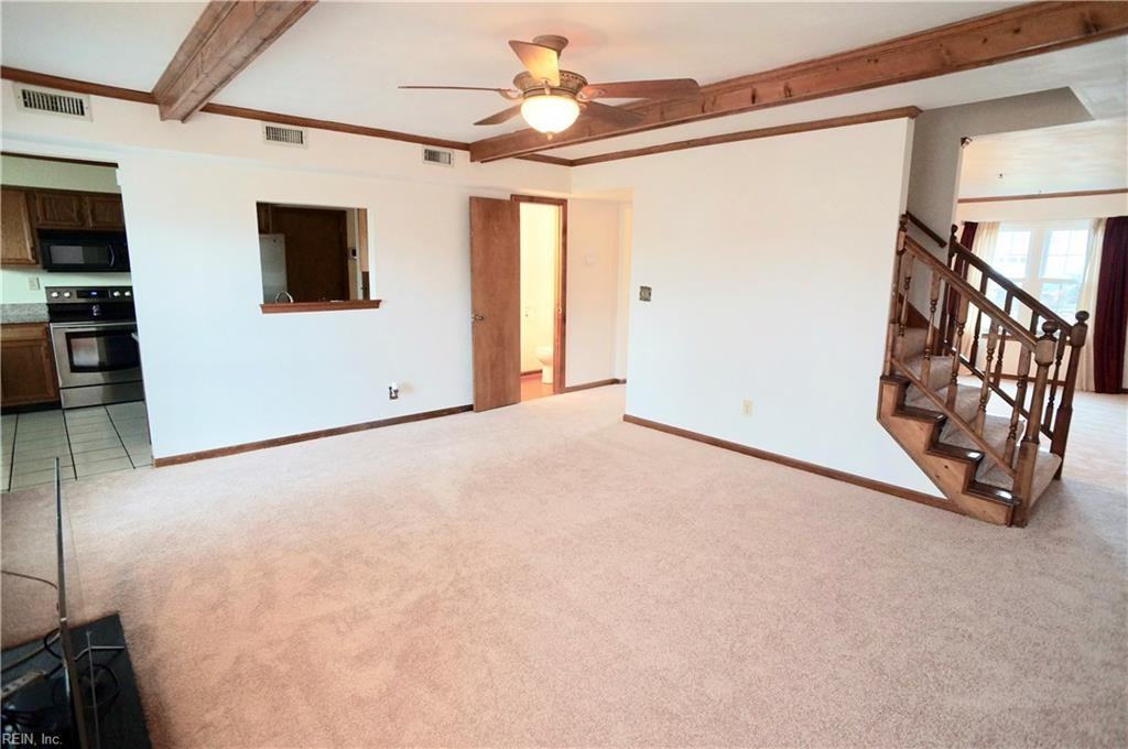 937 Thompson Way #NA - Photo 6 of 22