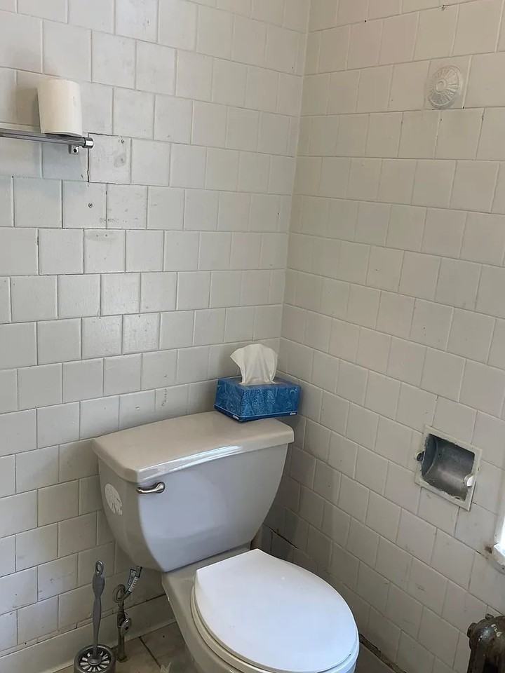 140 S 12th St #2 - Photo 6 of 16