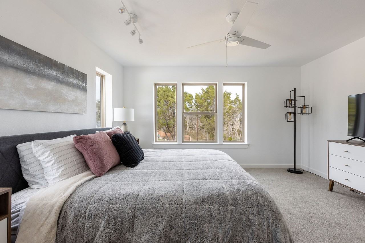 1940 Green Hill Dr #NA - Photo 6 of 13