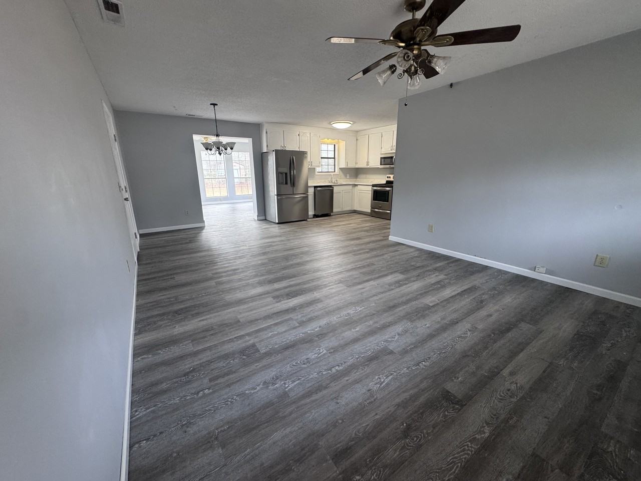 1007 Cagle Street Northeast #NA - Photo 3 of 16