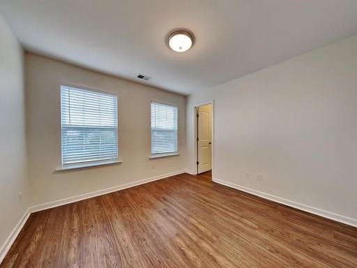 614 Redbud Ln - Photo 6 of 10