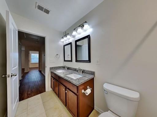 614 Redbud Ln - Photo 4 of 10