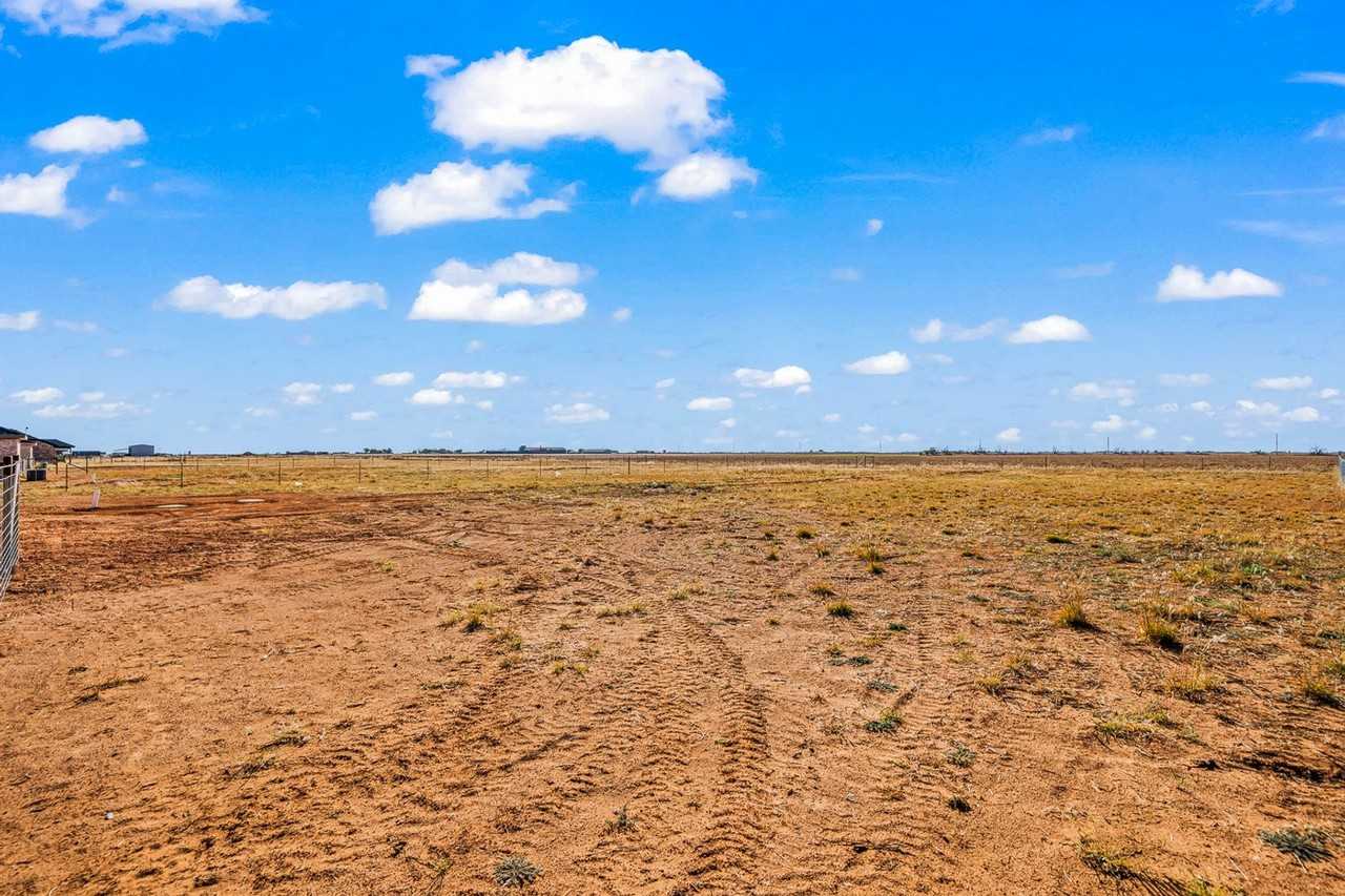 307 Fm 789 #B - Photo 2 of 37