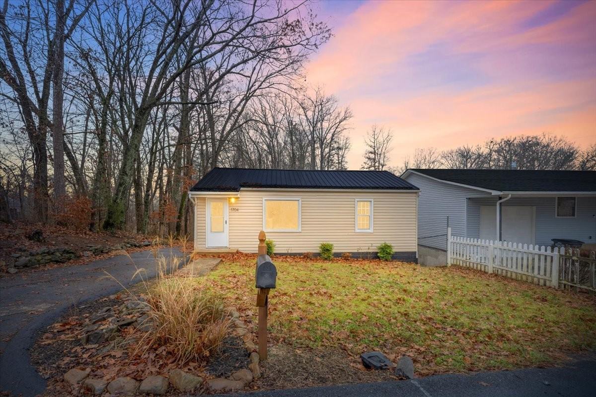 1704 Seaver Road #NA - Photo 6 of 18