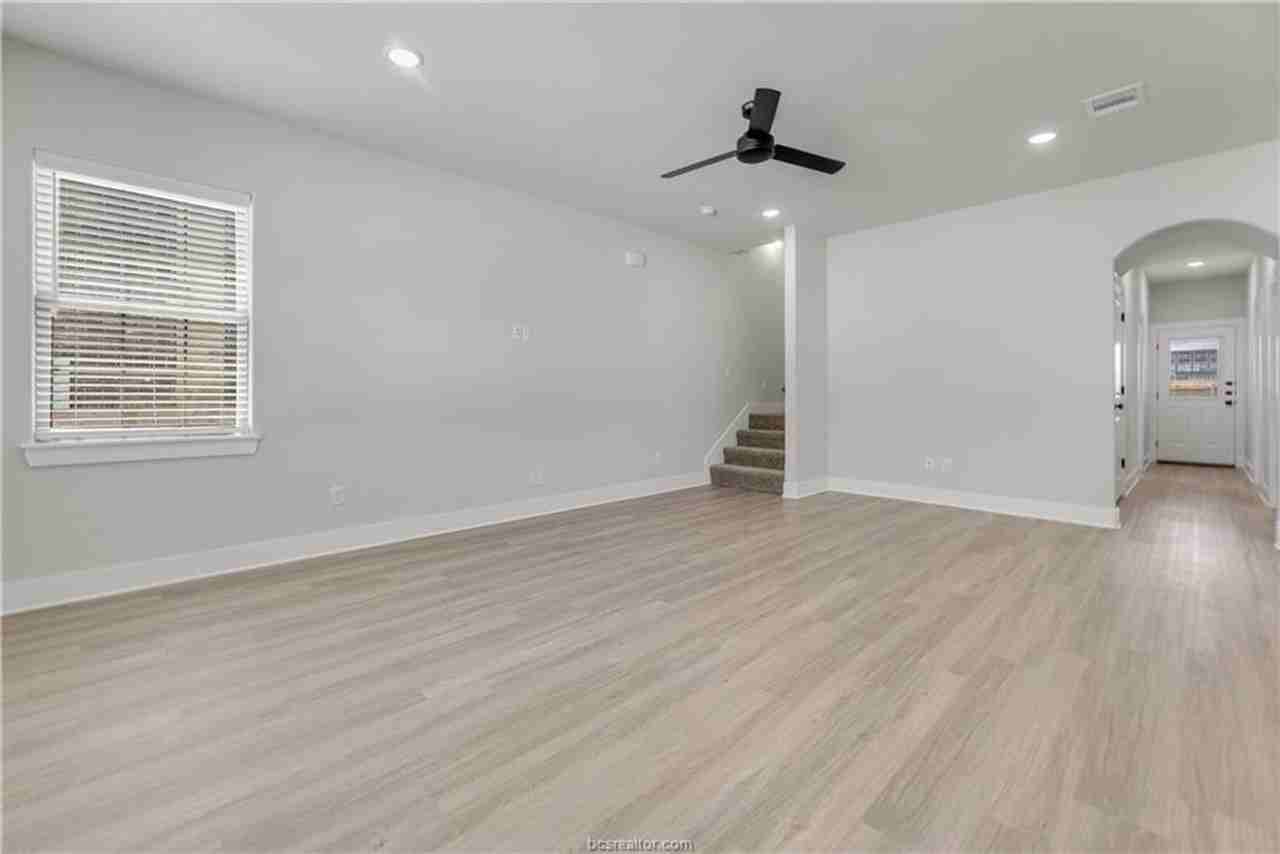 537 Baby Bear Drive - Photo 2 of 28