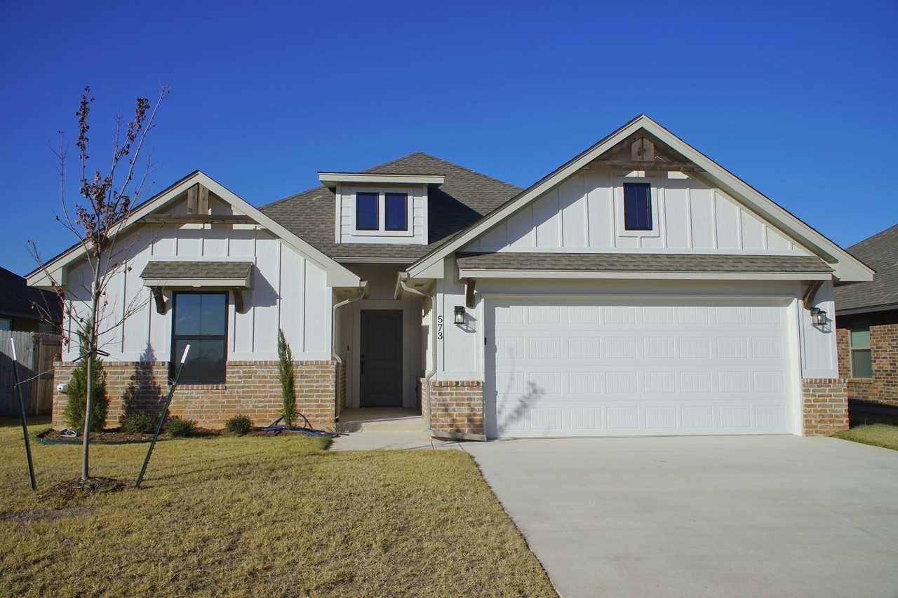 573 Grand Sycamore Dr - Photo 2 of 39