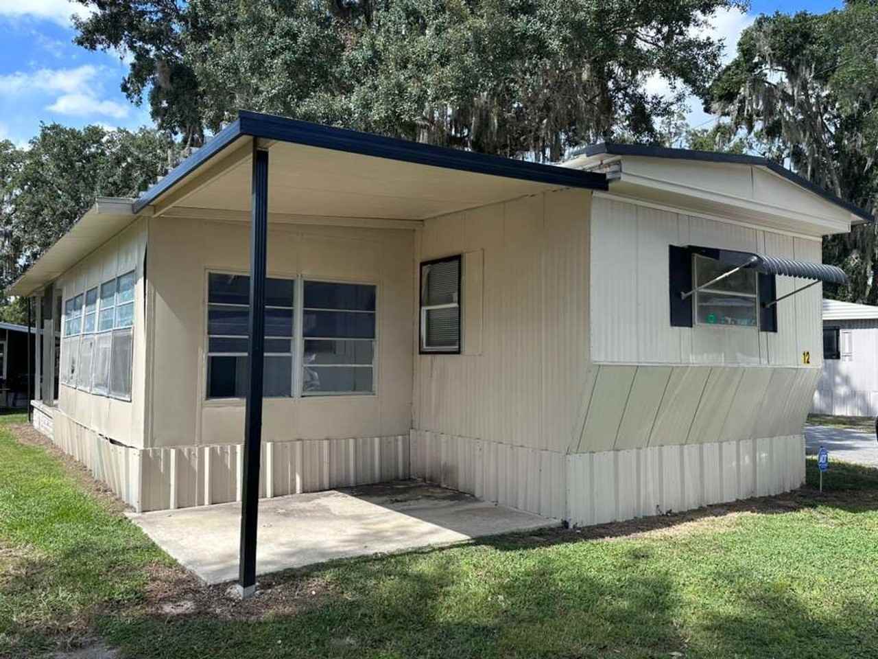 11811 N Broad Street - Photo 2 of 27