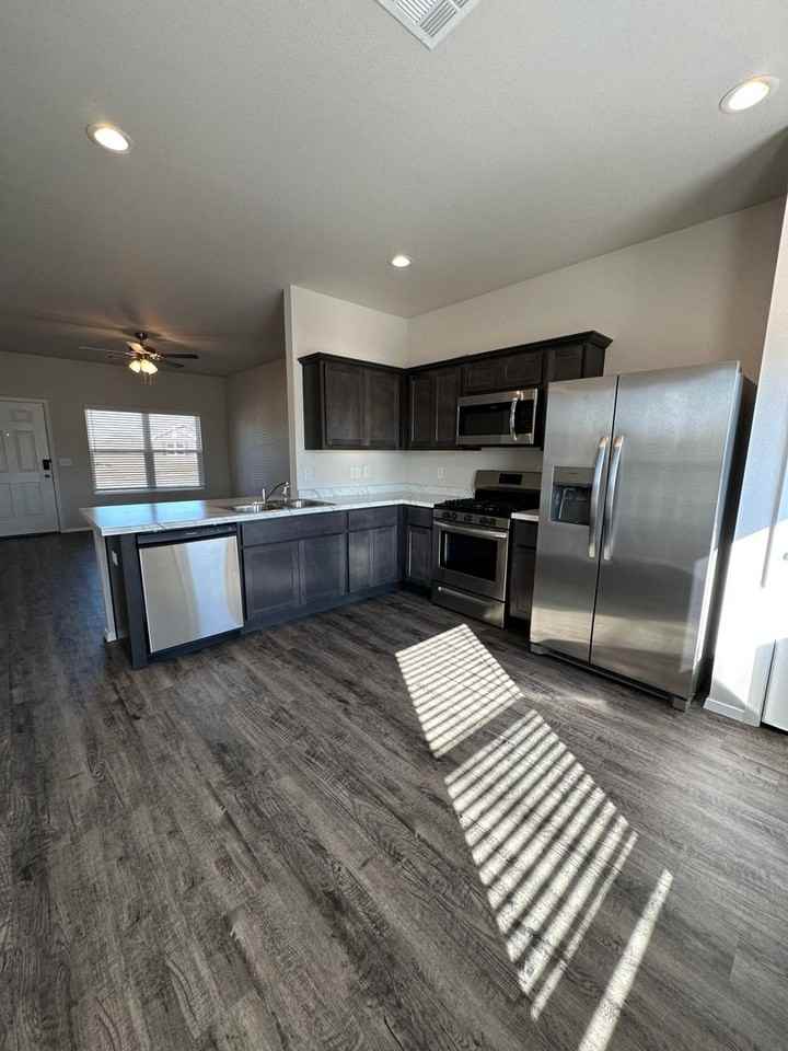 29532 E 79th St S - Photo 7 of 20