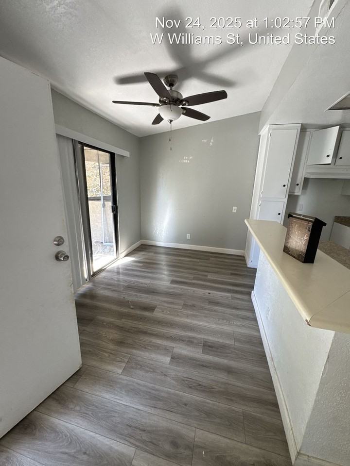 Banning Apartments - Photo 3 of 12