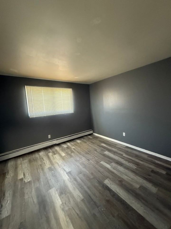 Station Hills Apartments - Photo 4 of 7