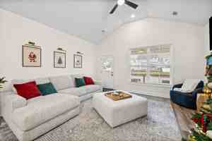 featured image of 579 Centre St