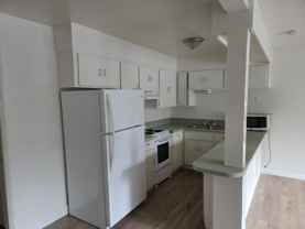 SP3668-Slalom Apartments - Photo 1 of 1