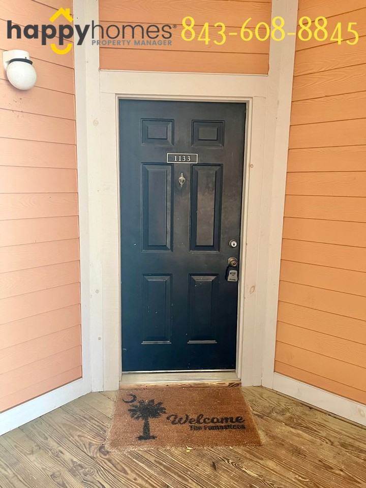 1133 Rosewood Lane - Photo 3 of 22