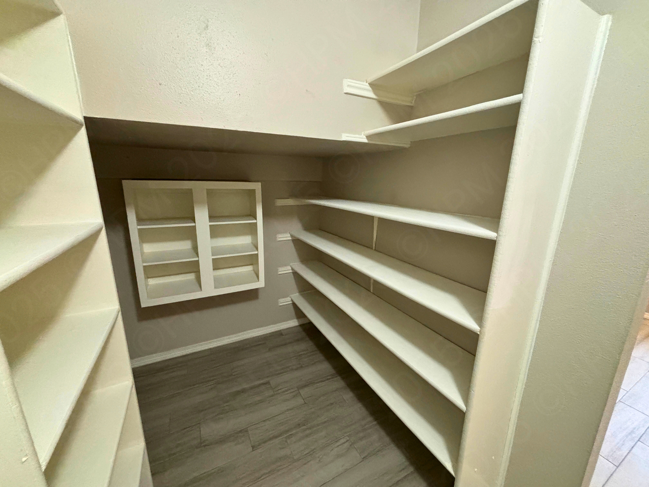 10206 Barron Fld - Photo 4 of 11