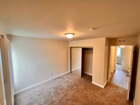 DC.87.423-425 - Photo 1 of 1