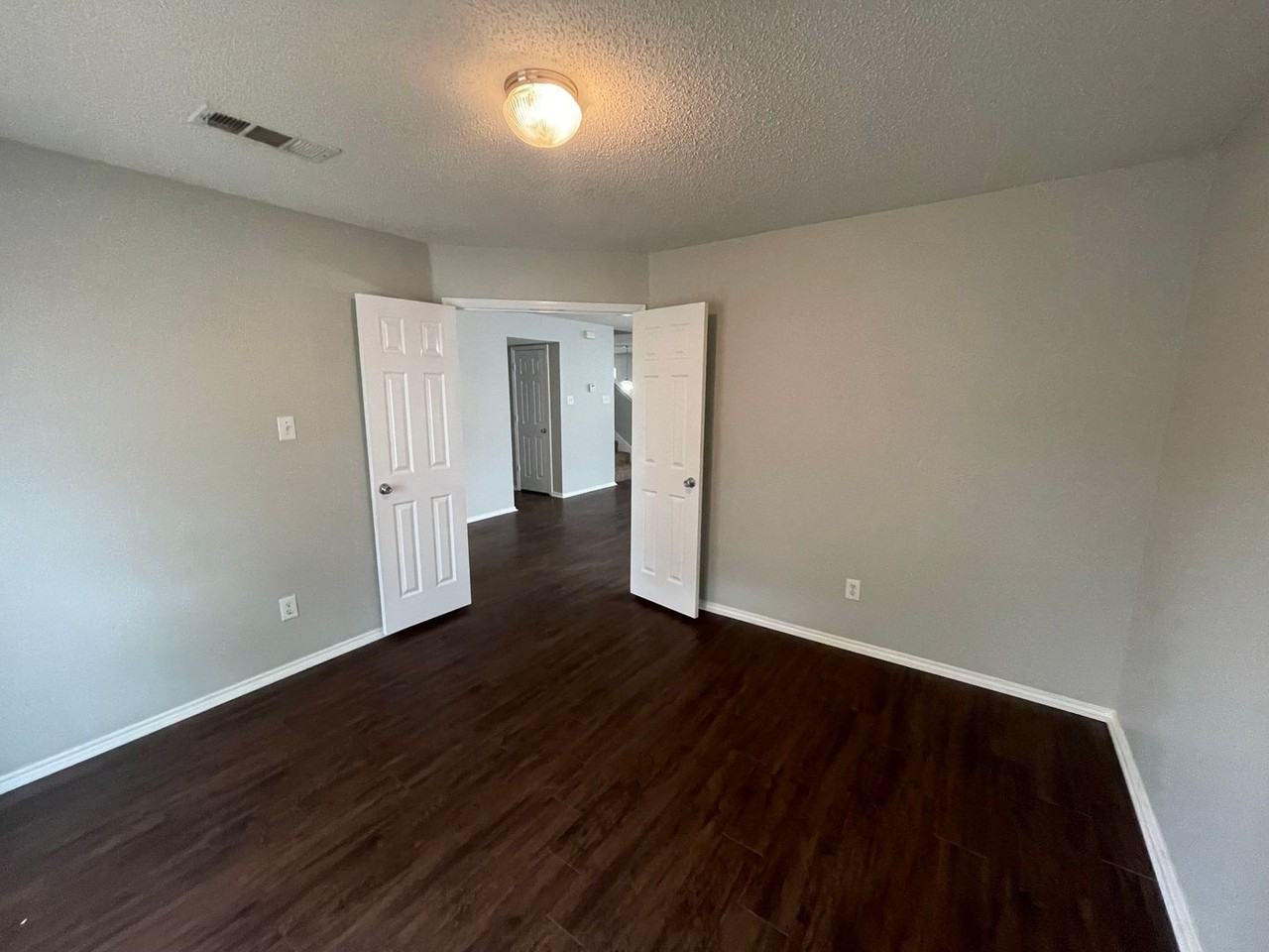 3528 Redstart Drive - Photo 5 of 25