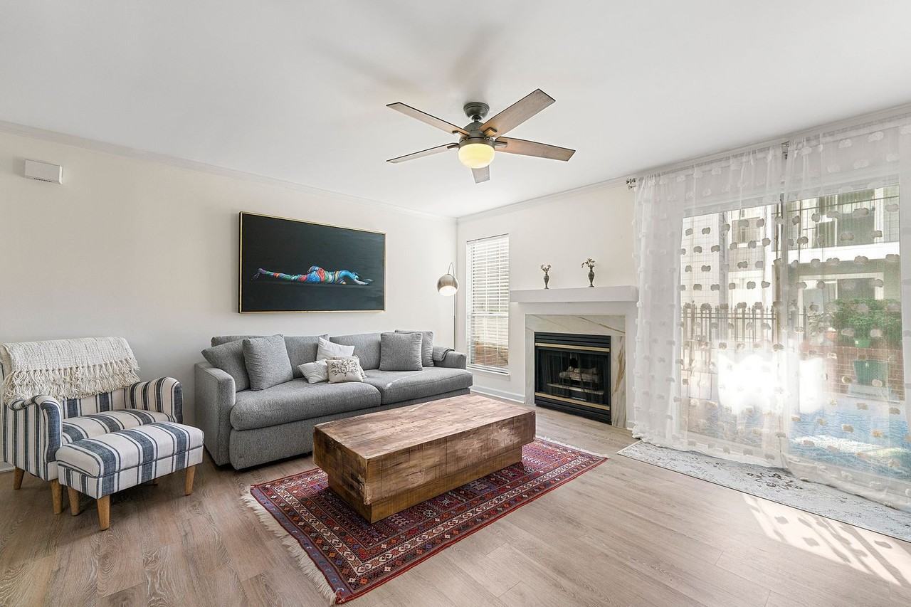 214 Granville Ct - Photo 3 of 13