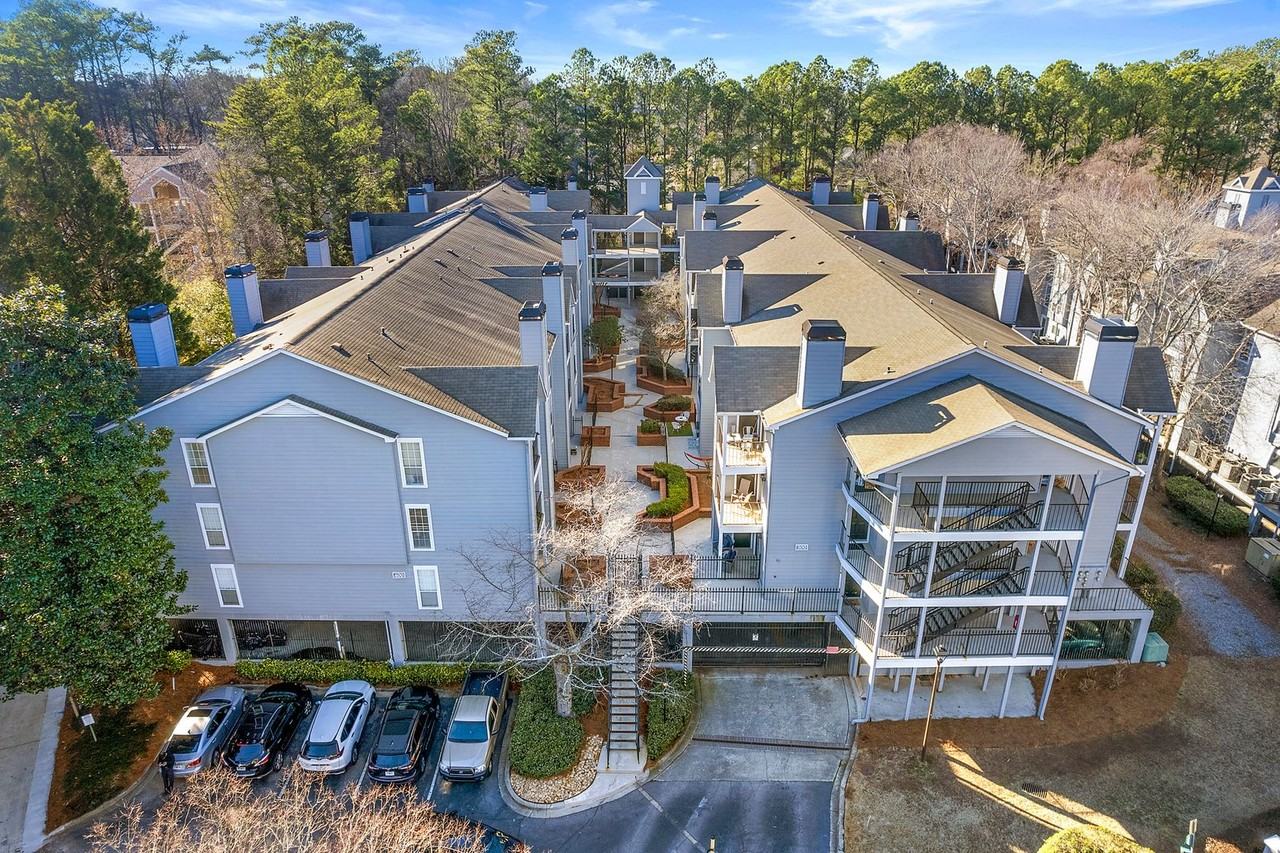 214 Granville Ct - Photo 7 of 13