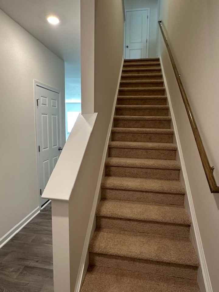 251 Moyer Dr - Photo 2 of 26