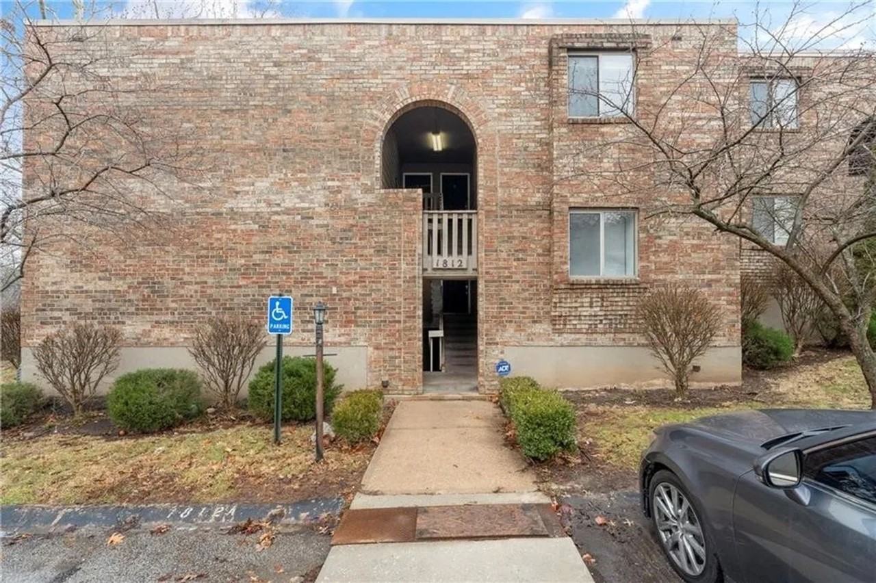 Fourfold Properties - Photo 3 of 35