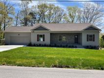 8416 W Crabtree Rd - Photo 1 of 1