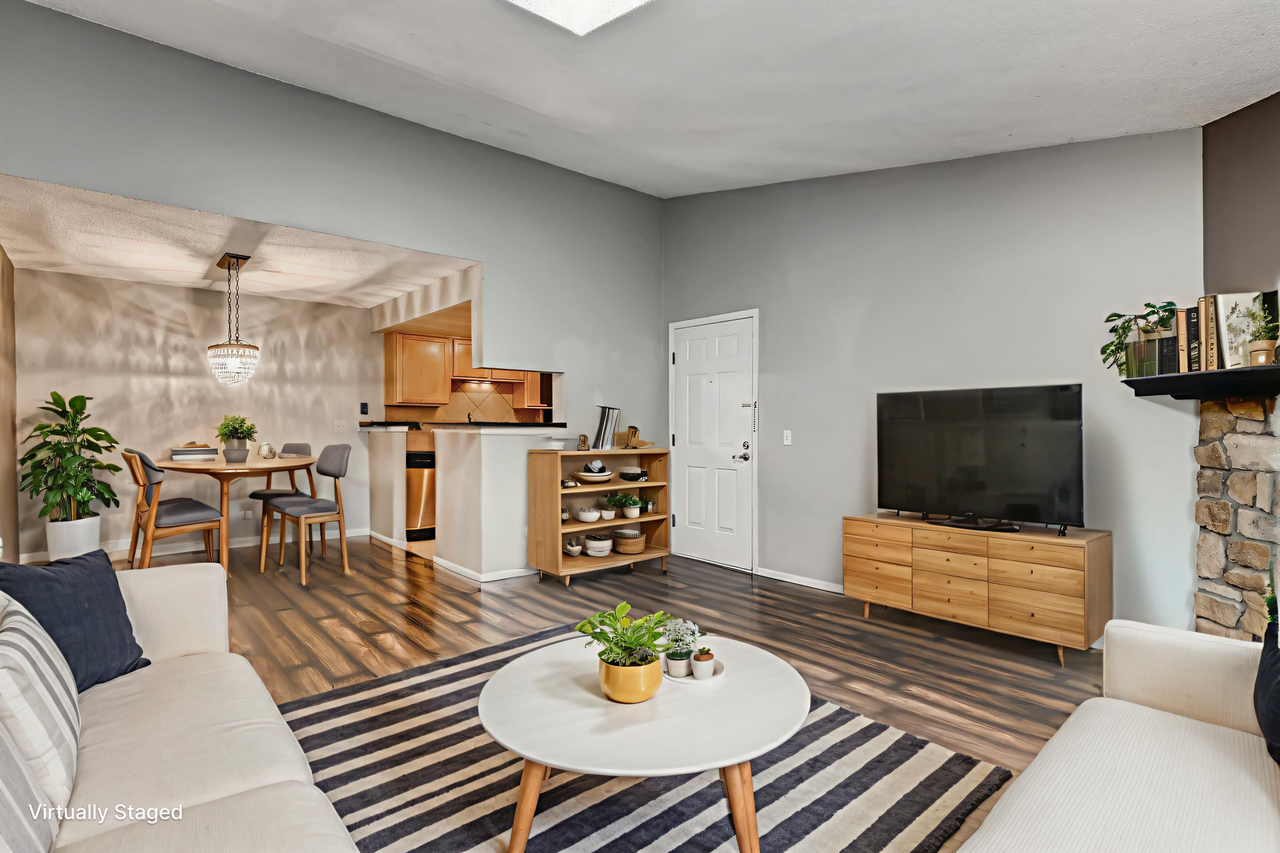 8225 South Fairmount Drive #5-207