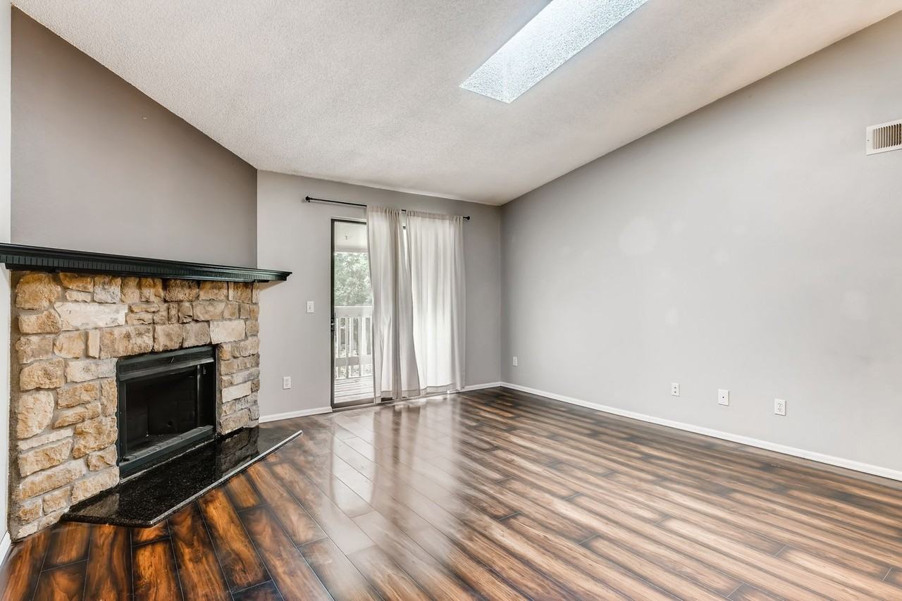 8225 South Fairmount Drive #5-207 - Photo 3 of 25