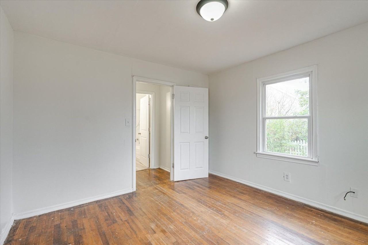 1615 Heather Street - Photo 4 of 16