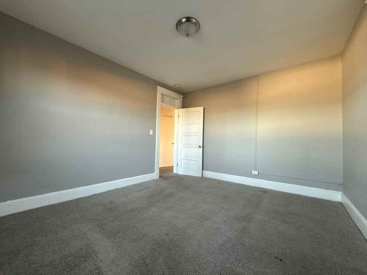 1309 Linden Avenue - Photo 5 of 12