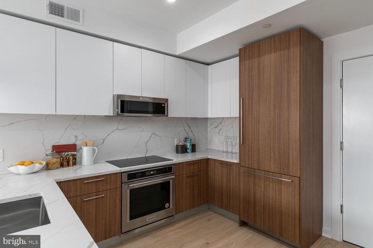 7700 Georgia Ave Nw #202 - Photo 4 of 19