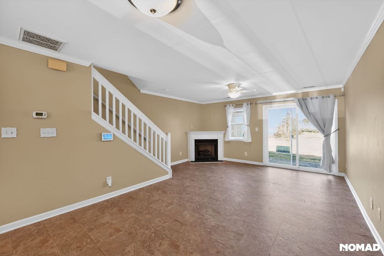 6319 Sweetbay Drive - Photo 5 of 25