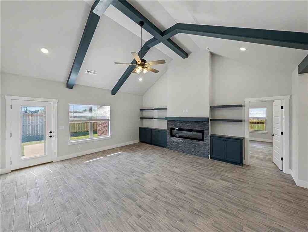 Southwest Basswood Avenue - Photo 2 of 28