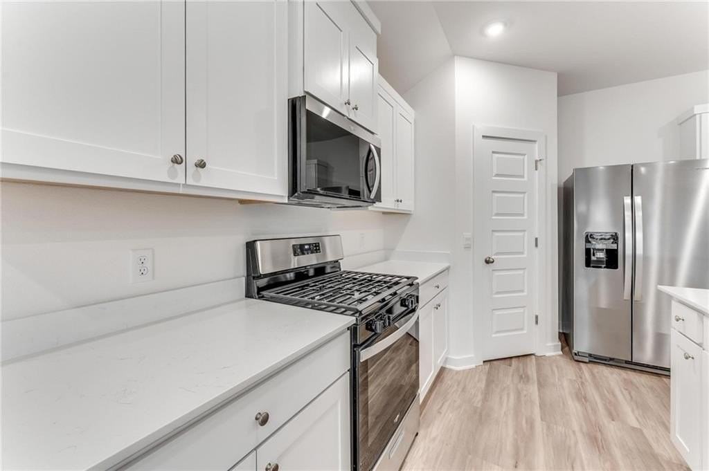 W Aurora St - Photo 5 of 20