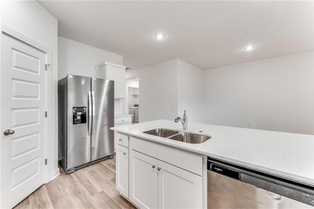 W Aurora St - Photo 6 of 20