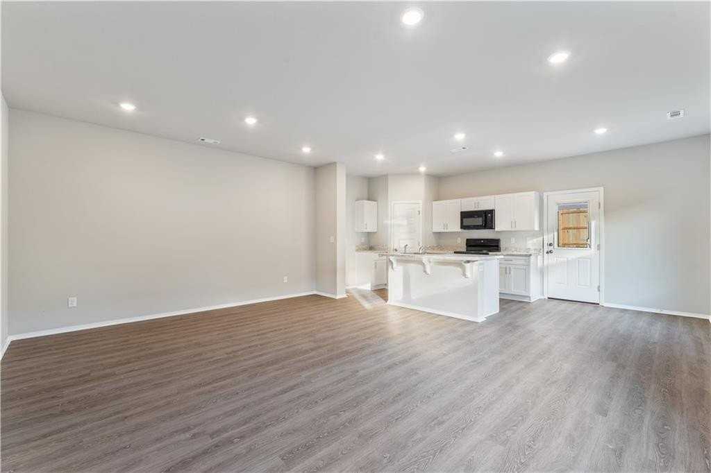 Southwest Memphis Avenue - Photo 5 of 22