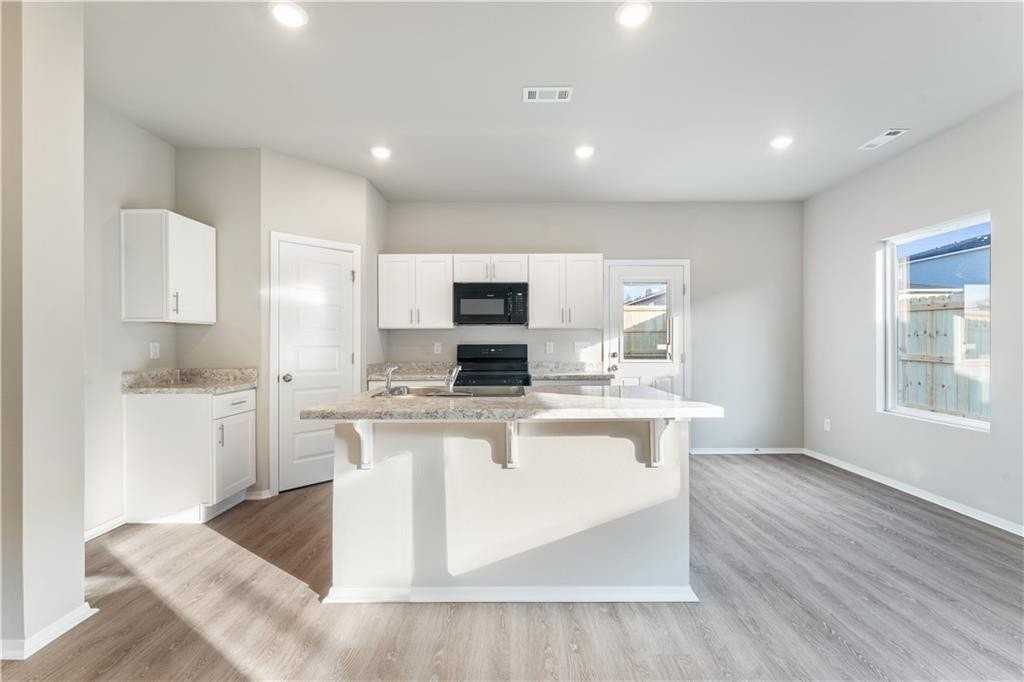 Southwest Memphis Avenue - Photo 6 of 22