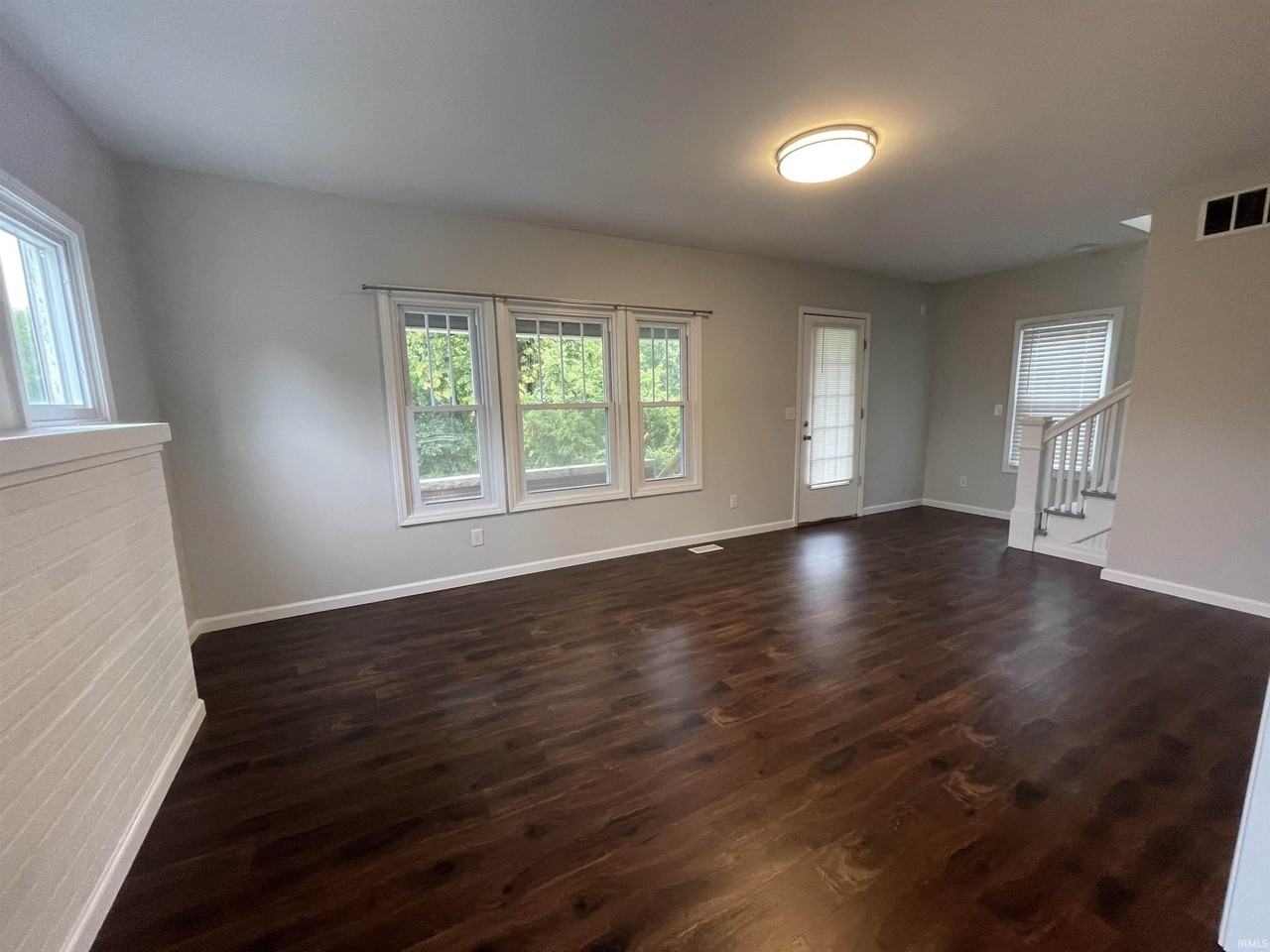 600 E 1st St - Photo 3 of 20